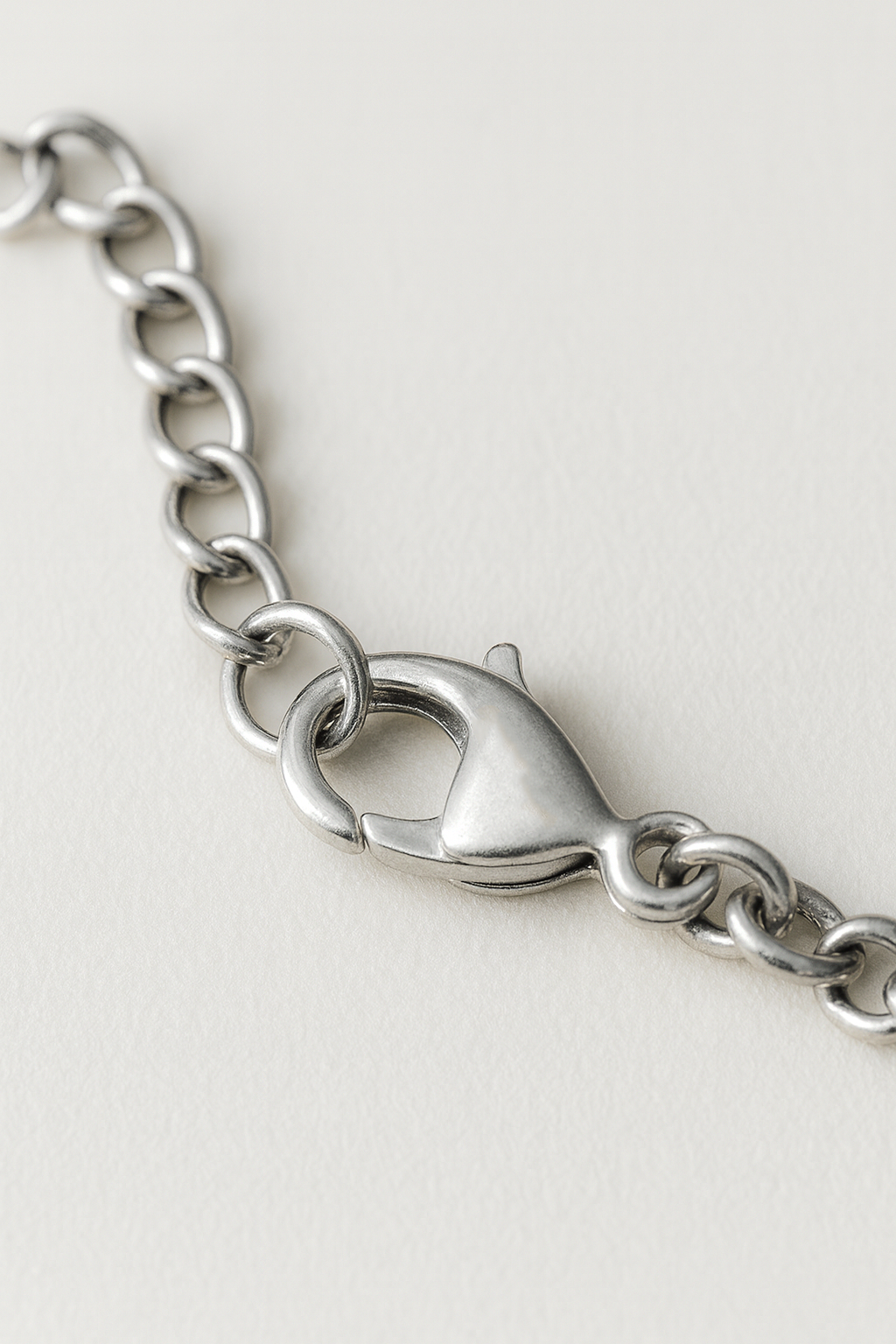 FIGURE Chain Bracelet